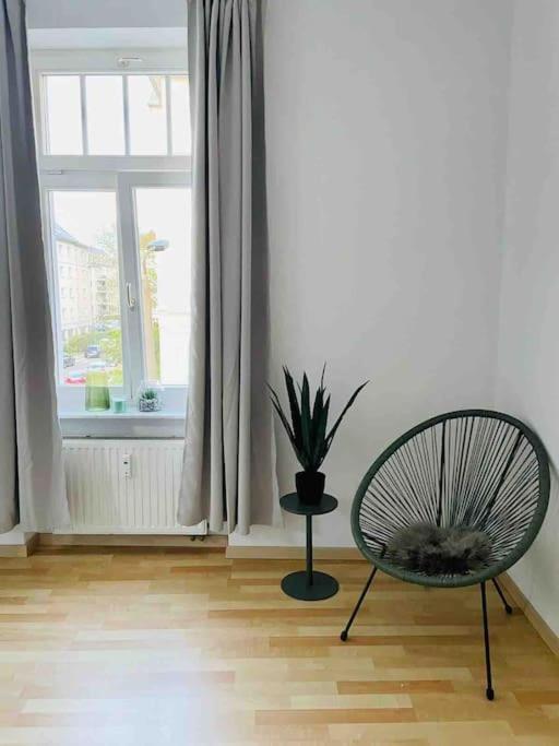 Ein Gemuetlicher Platz Im Gruenderzeitviertel Chemnitz Luaran gambar